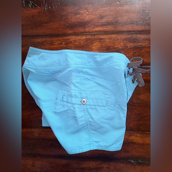 Patagonia Water Girl Shorts Size Women’s 4 - Picture 6 of 6